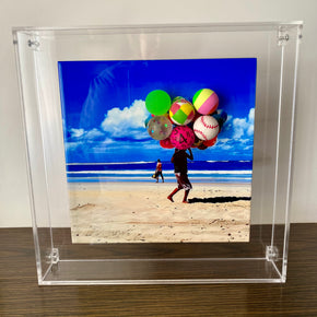 QUADRO EM ACRÍLICO VENDEDOR DE BOLAS - GREGHY DESIGN